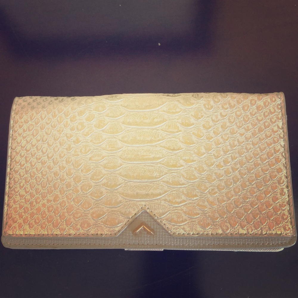 Stella & Dot Wallet